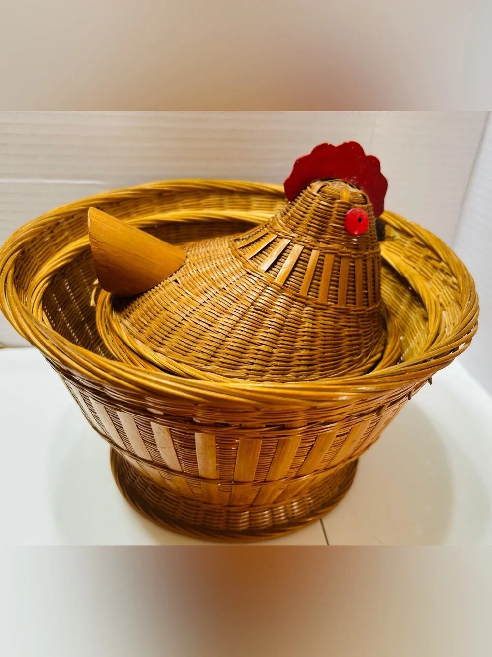 Vintage nesting hens, bamboo.
